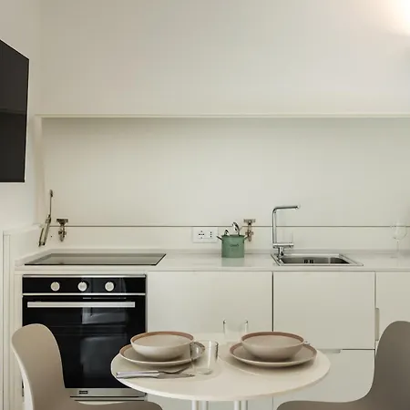 Anita בית הארחה אולביה